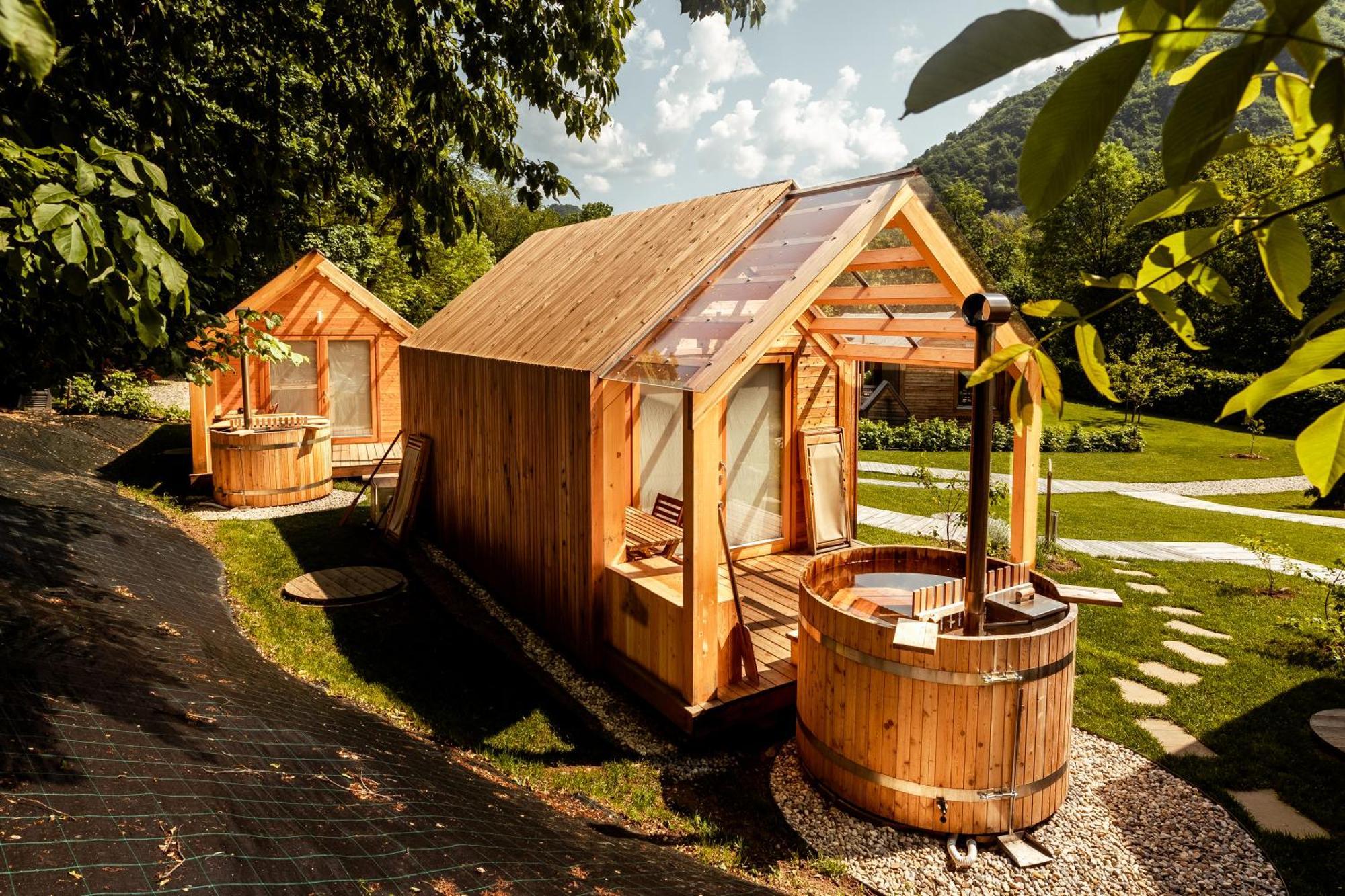 Glamping Mountain Fairy Tale Villa Bistrica pri Trzicu Ngoại thất bức ảnh