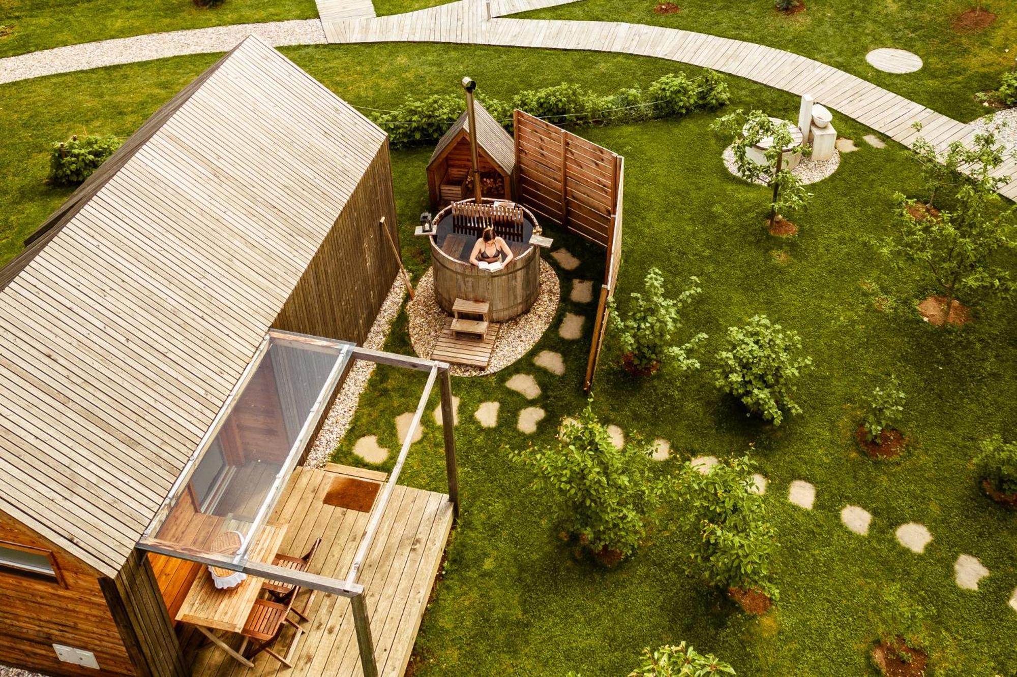 Glamping Mountain Fairy Tale Villa Bistrica pri Trzicu Ngoại thất bức ảnh